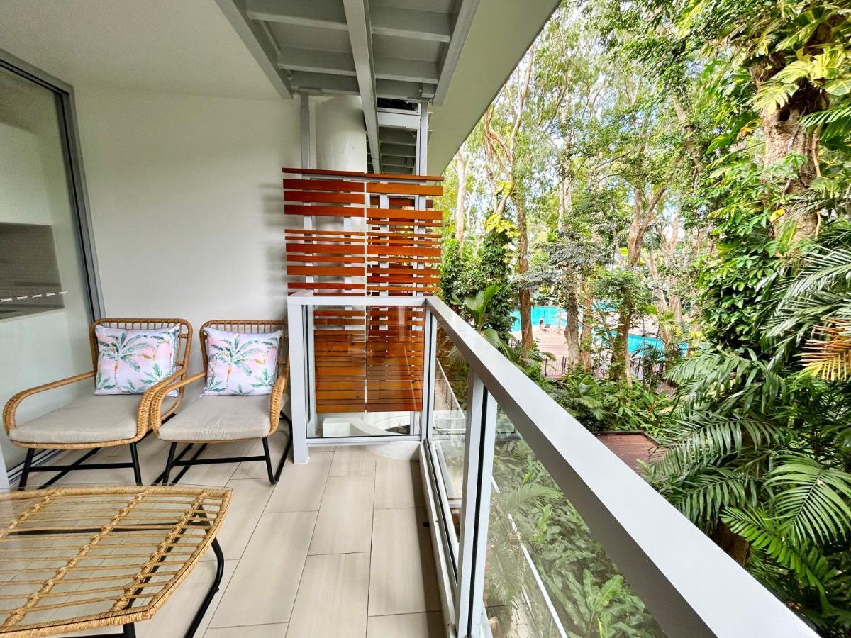 Palm Cove Beachside Apartments - Pool And Garden Views Екстериор снимка