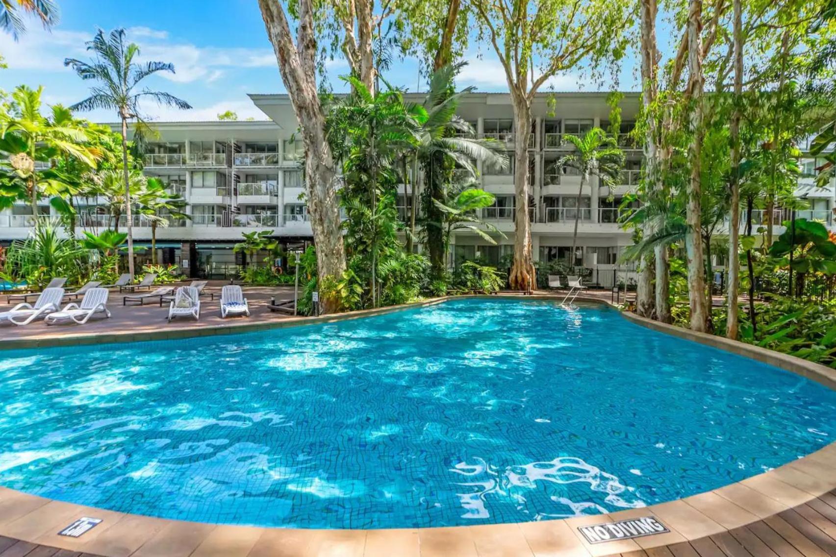 Palm Cove Beachside Apartments - Pool And Garden Views Екстериор снимка